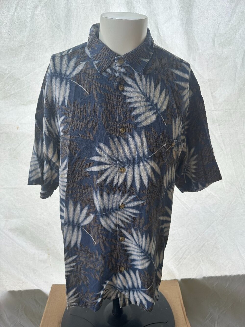 Ono & Company Liberty House Men's Floral Leaf Blue Brown White Hawaiian Shirt XL